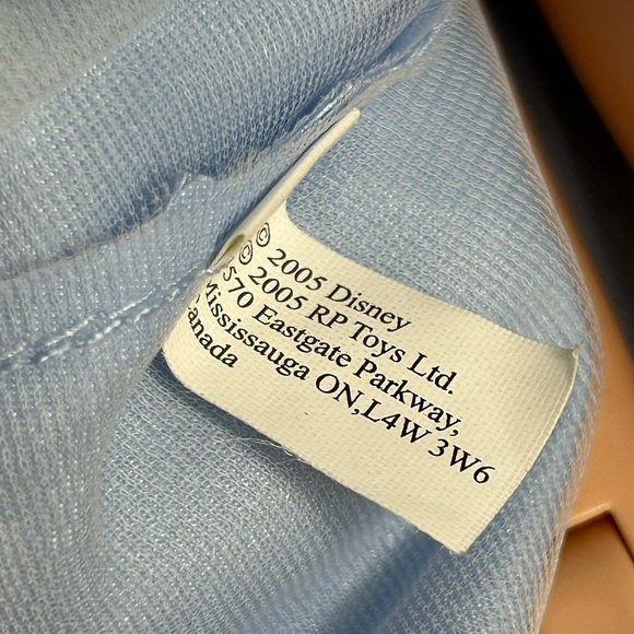 Disney 15" Cinderella Royal Doll & Her Blue Dress - Picture 2 of 4